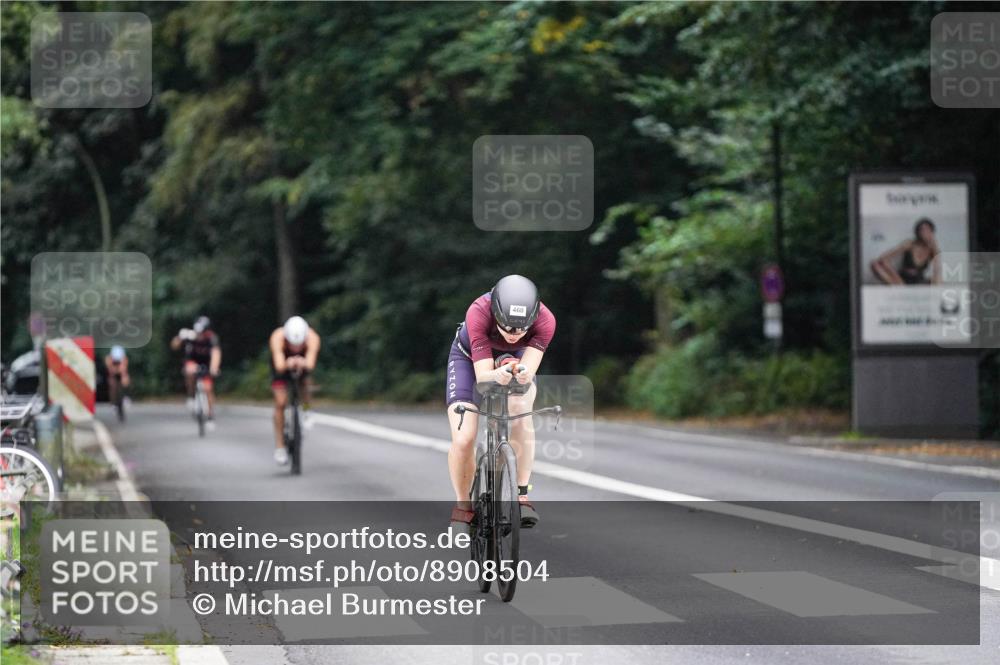 14.09.2025 - Stadtparktriathlon Michael Burmester http://msf.ph/oto/8908504 14.09.2025 09:35:53 Radfahren 392, 406, 460, 462, 478, 487, 505 meine-sportfotos.de