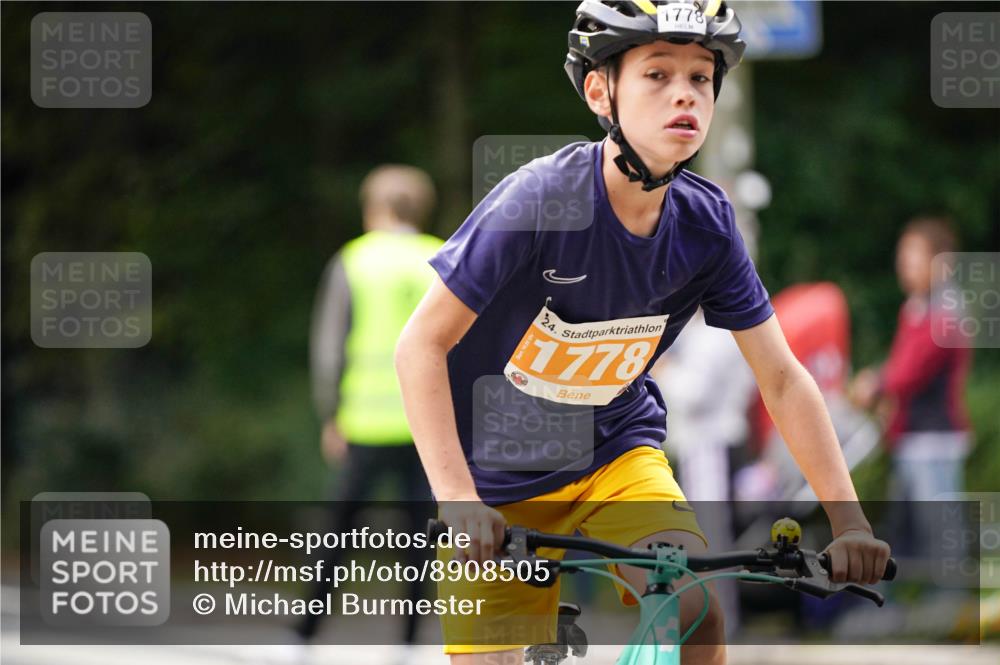 14.09.2025 - Stadtparktriathlon Michael Burmester http://msf.ph/oto/8908505 14.09.2025 14:25:59 Radfahren 1701, 1720, 1740, 1743, 1770, 1778, 1786, 1791 meine-sportfotos.de