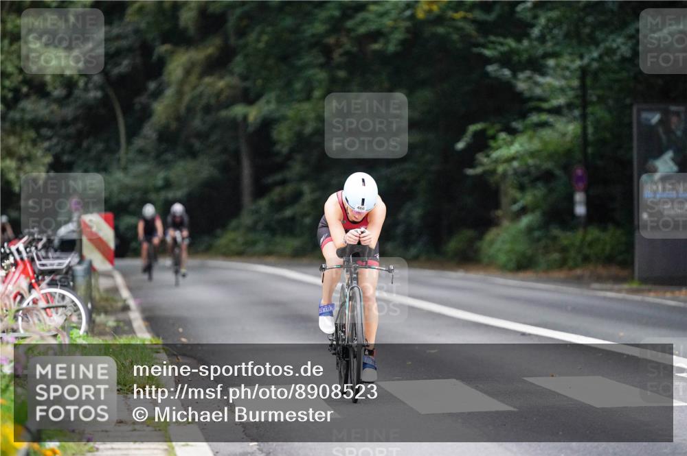 14.09.2025 - Stadtparktriathlon Michael Burmester http://msf.ph/oto/8908523 14.09.2025 09:36:02 Radfahren 448, 462, 466, 478, 504 meine-sportfotos.de