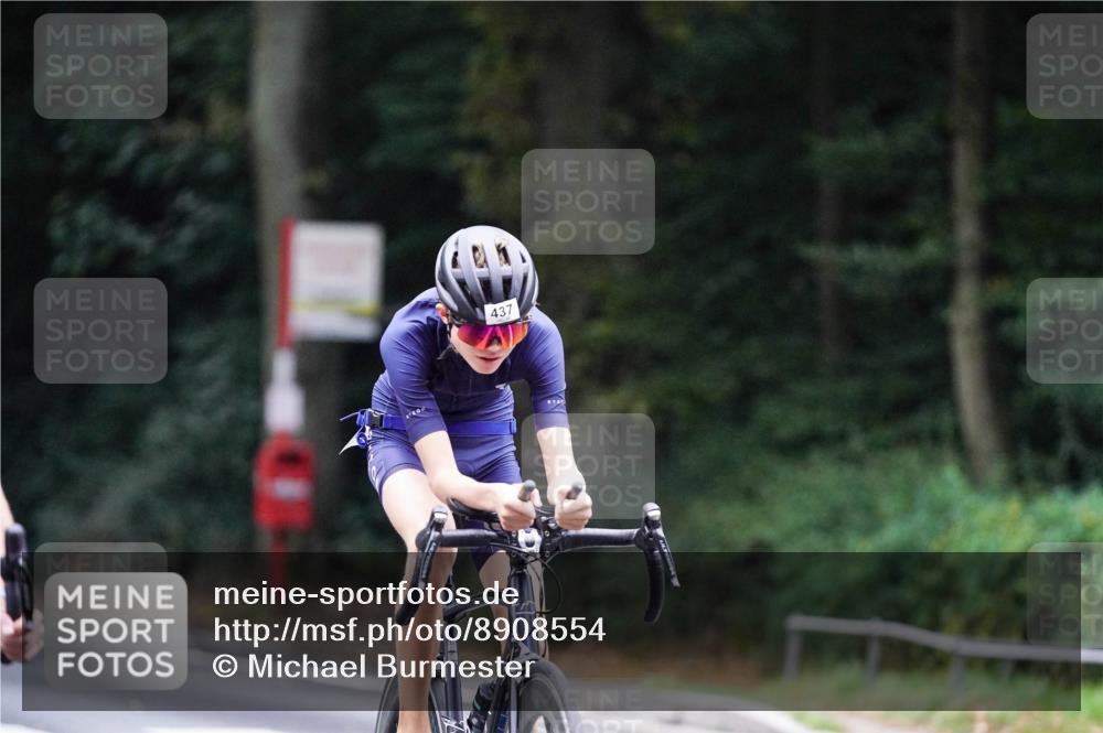 14.09.2025 - Stadtparktriathlon Michael Burmester http://msf.ph/oto/8908554 14.09.2025 09:36:46 Radfahren 418, 437 meine-sportfotos.de