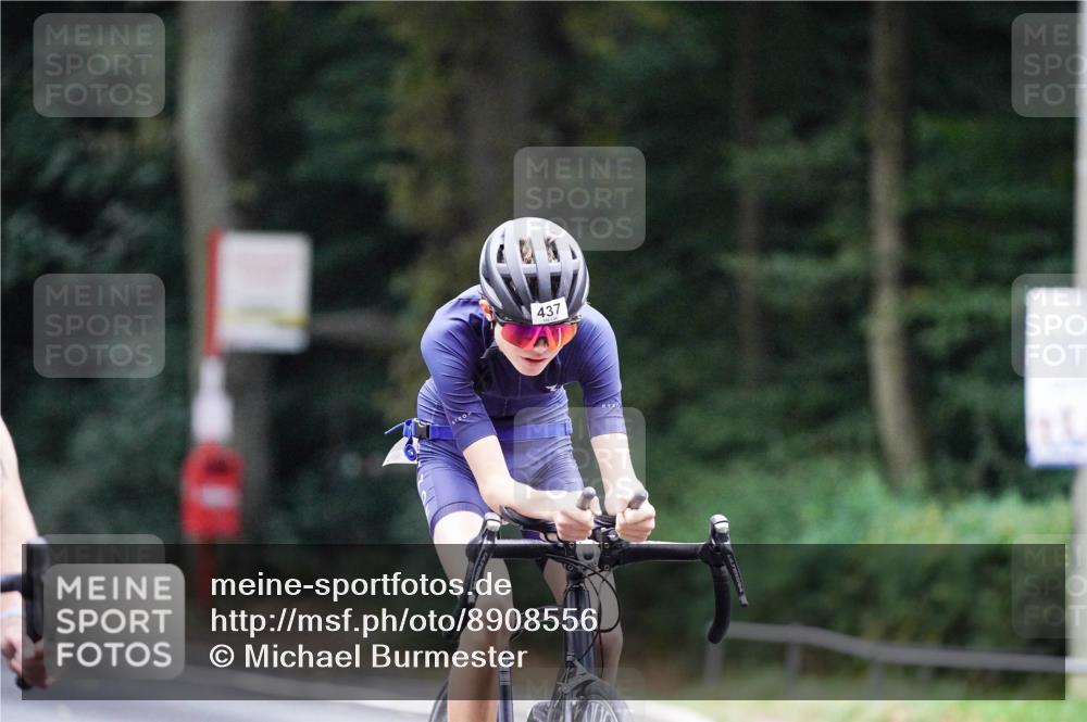 14.09.2025 - Stadtparktriathlon Michael Burmester http://msf.ph/oto/8908556 14.09.2025 09:36:46 Radfahren 418, 437 meine-sportfotos.de