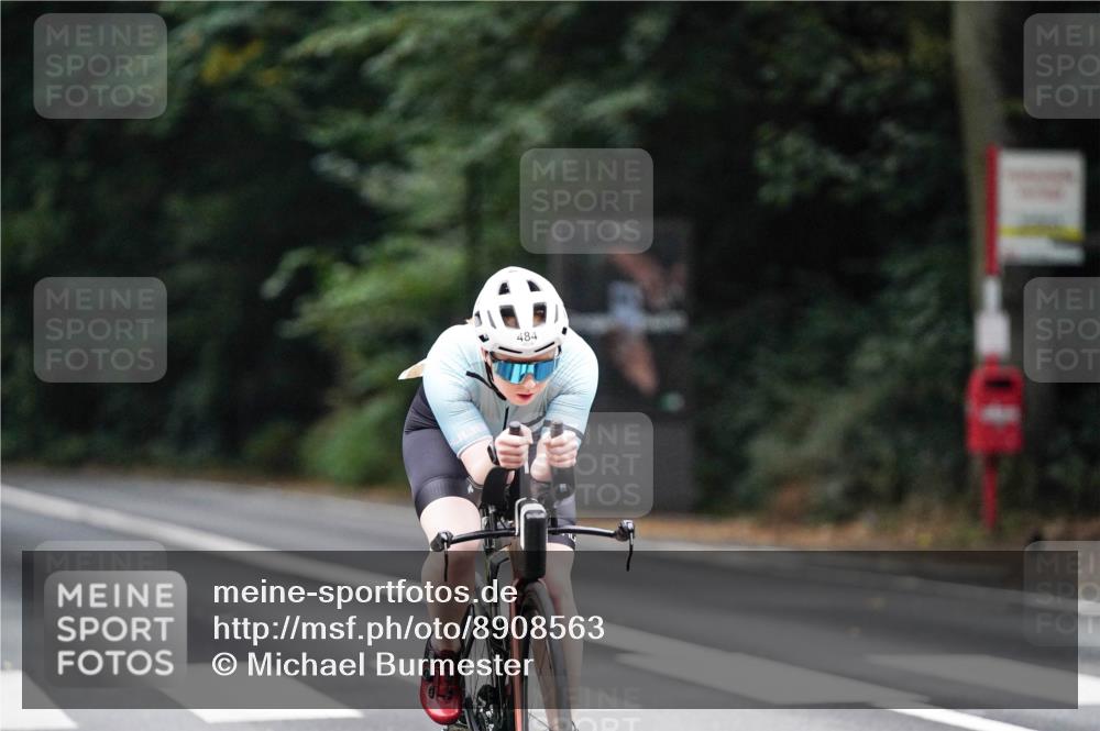 14.09.2025 - Stadtparktriathlon Michael Burmester http://msf.ph/oto/8908563 14.09.2025 09:37:01 Radfahren 423, 484, 500, 501 meine-sportfotos.de
