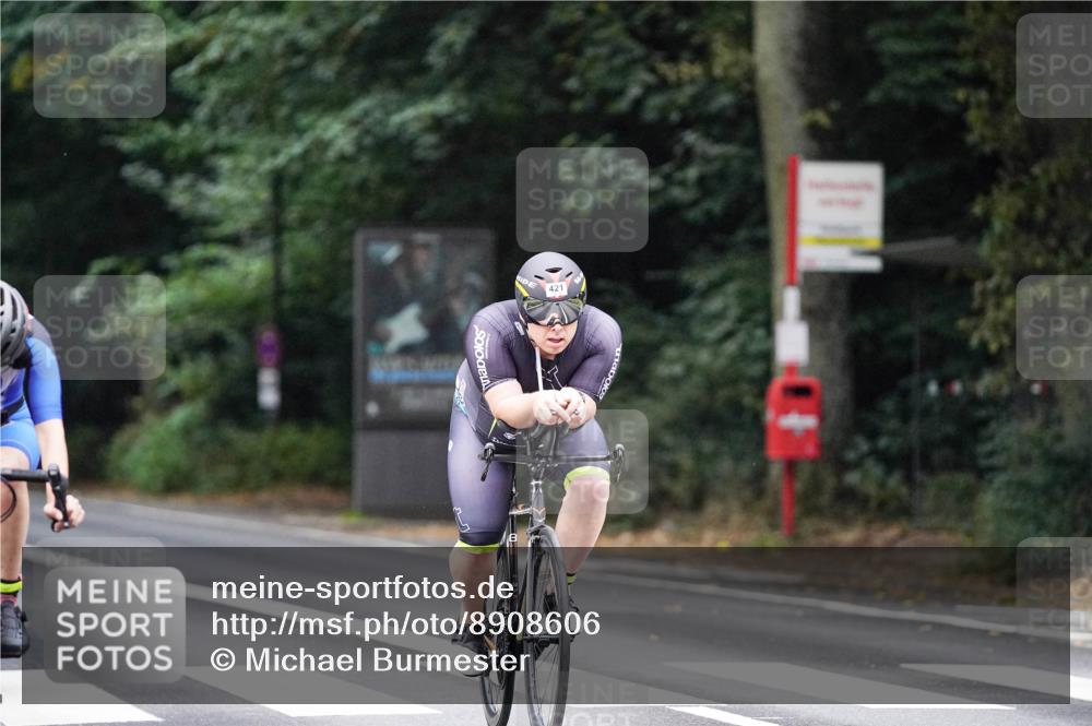 14.09.2025 - Stadtparktriathlon Michael Burmester http://msf.ph/oto/8908606 14.09.2025 09:38:18 Radfahren 391, 421, 453, 458 meine-sportfotos.de