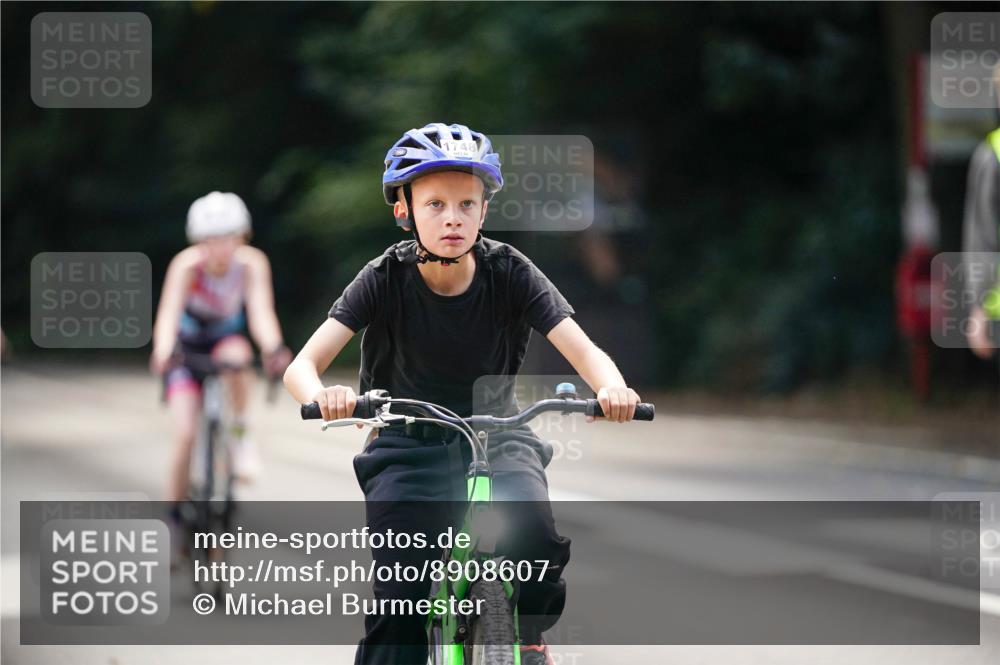 14.09.2025 - Stadtparktriathlon Michael Burmester http://msf.ph/oto/8908607 14.09.2025 14:26:38 Radfahren 1721, 1726, 1748, 1751, 1773, 1779 meine-sportfotos.de