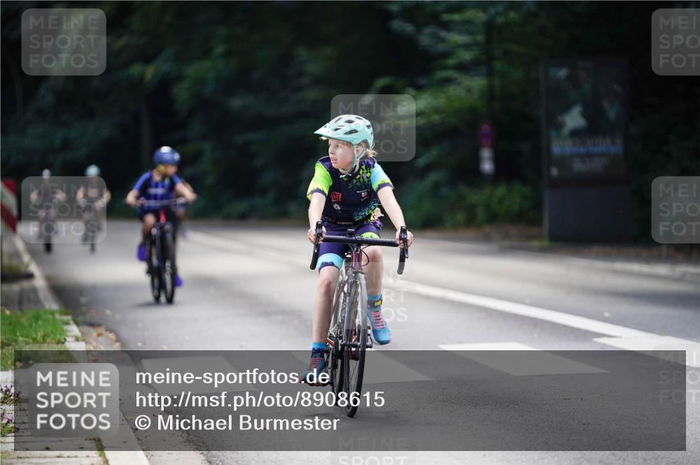 14.09.2025 - Stadtparktriathlon Michael Burmester http://msf.ph/oto/8908615 14.09.2025 14:26:41 Radfahren 1721, 1726, 1748, 1773, 1779 meine-sportfotos.de