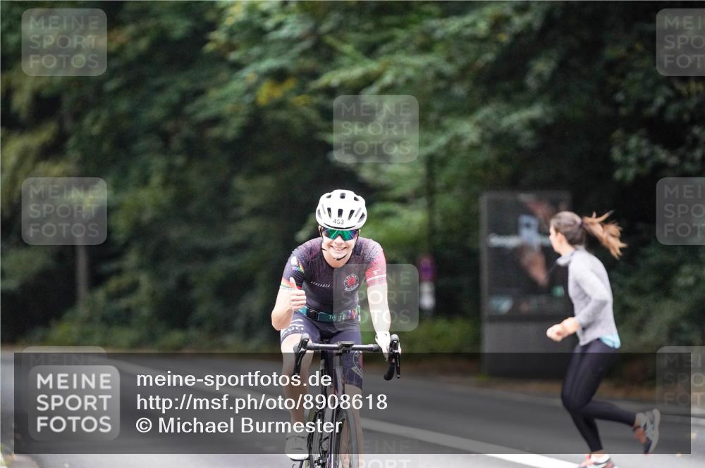 14.09.2025 - Stadtparktriathlon Michael Burmester http://msf.ph/oto/8908618 14.09.2025 09:38:24 Radfahren 391, 421, 453, 458 meine-sportfotos.de
