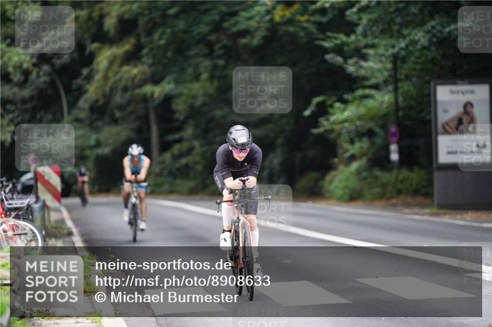 14.09.2025 - Stadtparktriathlon Michael Burmester http://msf.ph/oto/8908633 14.09.2025 09:38:42 Radfahren 474 meine-sportfotos.de