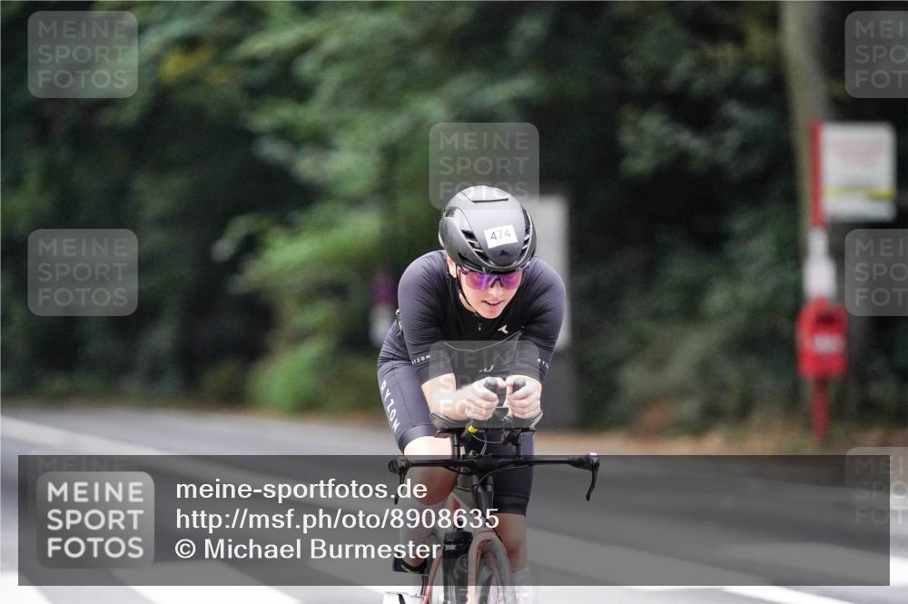 14.09.2025 - Stadtparktriathlon Michael Burmester http://msf.ph/oto/8908635 14.09.2025 09:38:43 Radfahren 474, 493 meine-sportfotos.de
