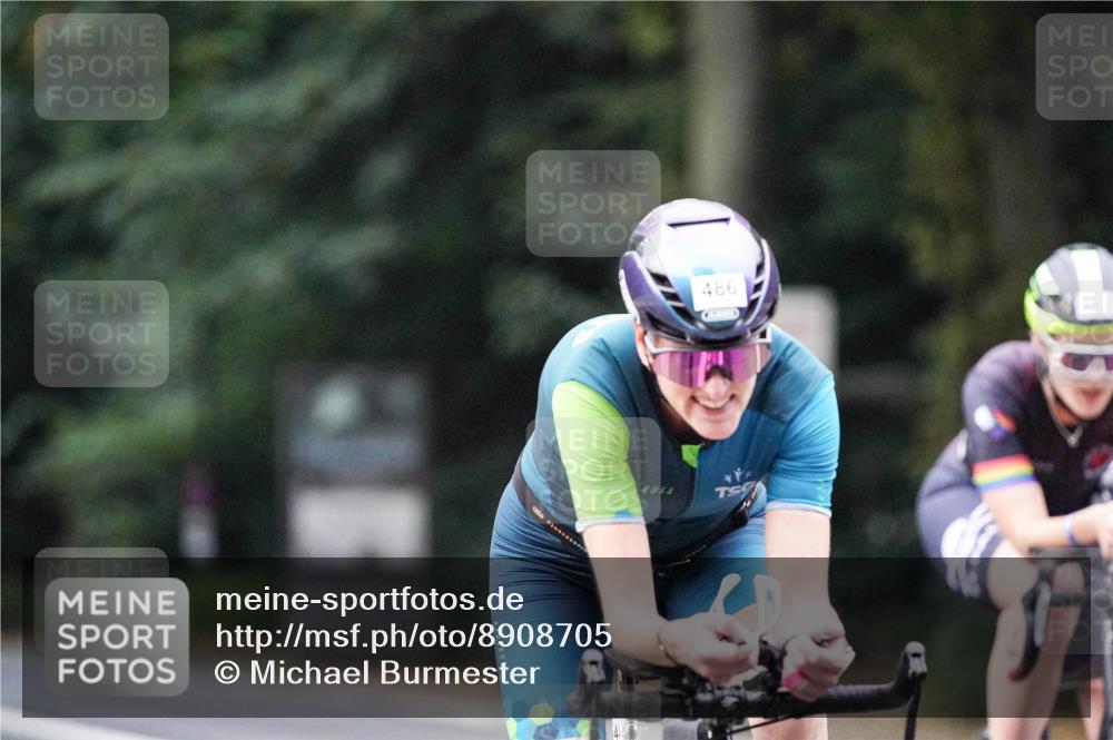 14.09.2025 - Stadtparktriathlon Michael Burmester http://msf.ph/oto/8908705 14.09.2025 09:40:28 Radfahren 443, 446, 447, 475, 483, 486, 495 meine-sportfotos.de