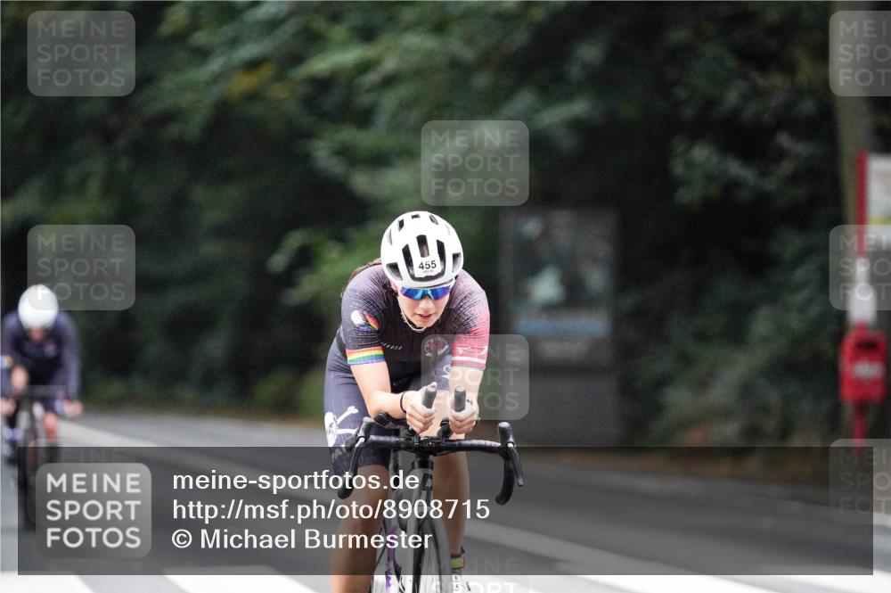 14.09.2025 - Stadtparktriathlon Michael Burmester http://msf.ph/oto/8908715 14.09.2025 09:40:50 Radfahren 440, 442, 455 meine-sportfotos.de