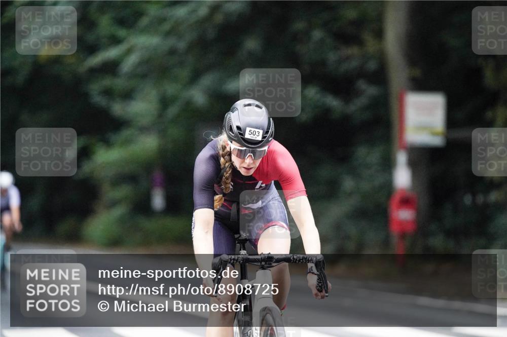 14.09.2025 - Stadtparktriathlon Michael Burmester http://msf.ph/oto/8908725 14.09.2025 09:41:04 Radfahren 420, 452, 469, 472, 503 meine-sportfotos.de
