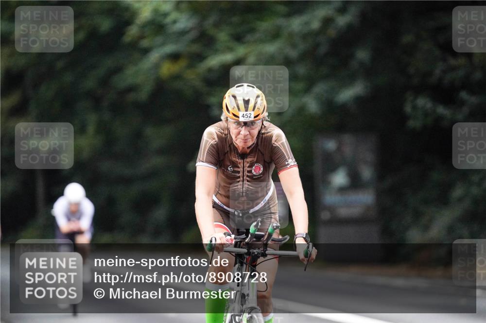 14.09.2025 - Stadtparktriathlon Michael Burmester http://msf.ph/oto/8908728 14.09.2025 09:41:07 Radfahren 452, 459, 469, 472, 503 meine-sportfotos.de