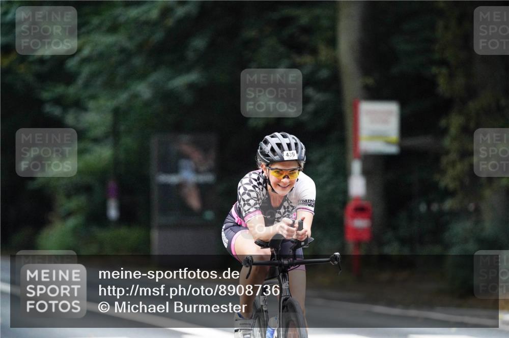 14.09.2025 - Stadtparktriathlon Michael Burmester http://msf.ph/oto/8908736 14.09.2025 09:41:16 Radfahren 439, 459 meine-sportfotos.de