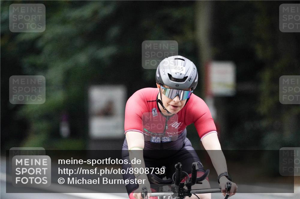 14.09.2025 - Stadtparktriathlon Michael Burmester http://msf.ph/oto/8908739 14.09.2025 09:41:54 Radfahren 395, 465 meine-sportfotos.de