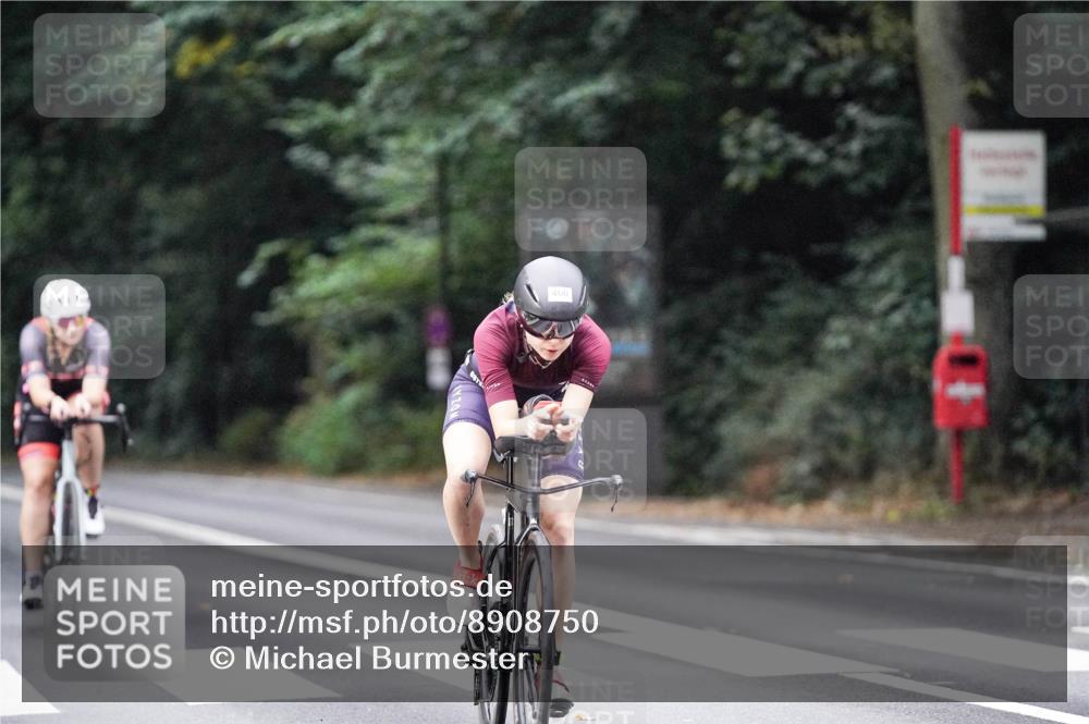 14.09.2025 - Stadtparktriathlon Michael Burmester http://msf.ph/oto/8908750 14.09.2025 09:42:18 Radfahren 415, 438, 460, 462, 479, 497 meine-sportfotos.de