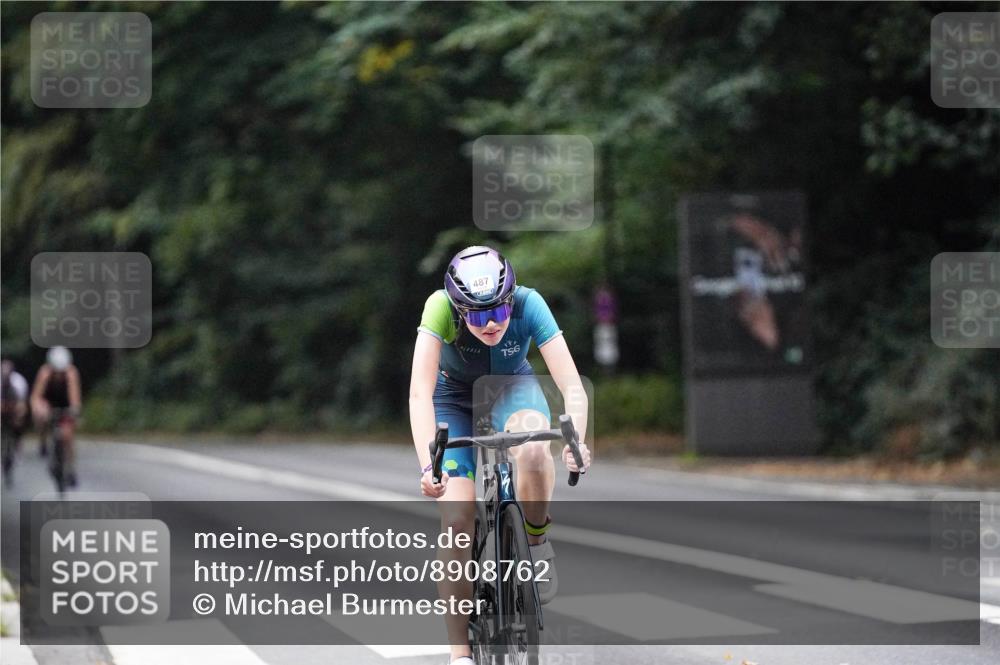 14.09.2025 - Stadtparktriathlon Michael Burmester http://msf.ph/oto/8908762 14.09.2025 09:42:36 Radfahren 445, 477, 487, 492, 506 meine-sportfotos.de