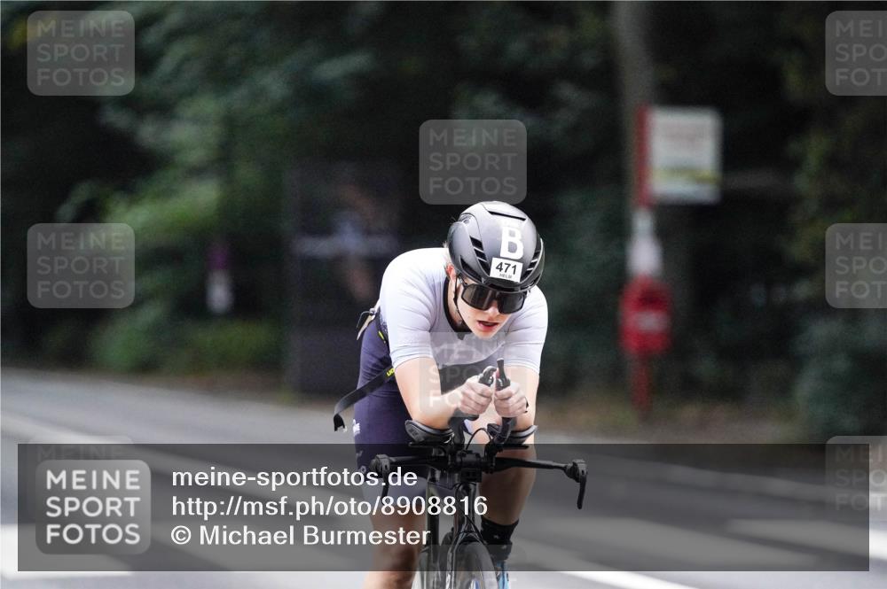14.09.2025 - Stadtparktriathlon Michael Burmester http://msf.ph/oto/8908816 14.09.2025 09:46:48 Radfahren 382, 471, 499 meine-sportfotos.de