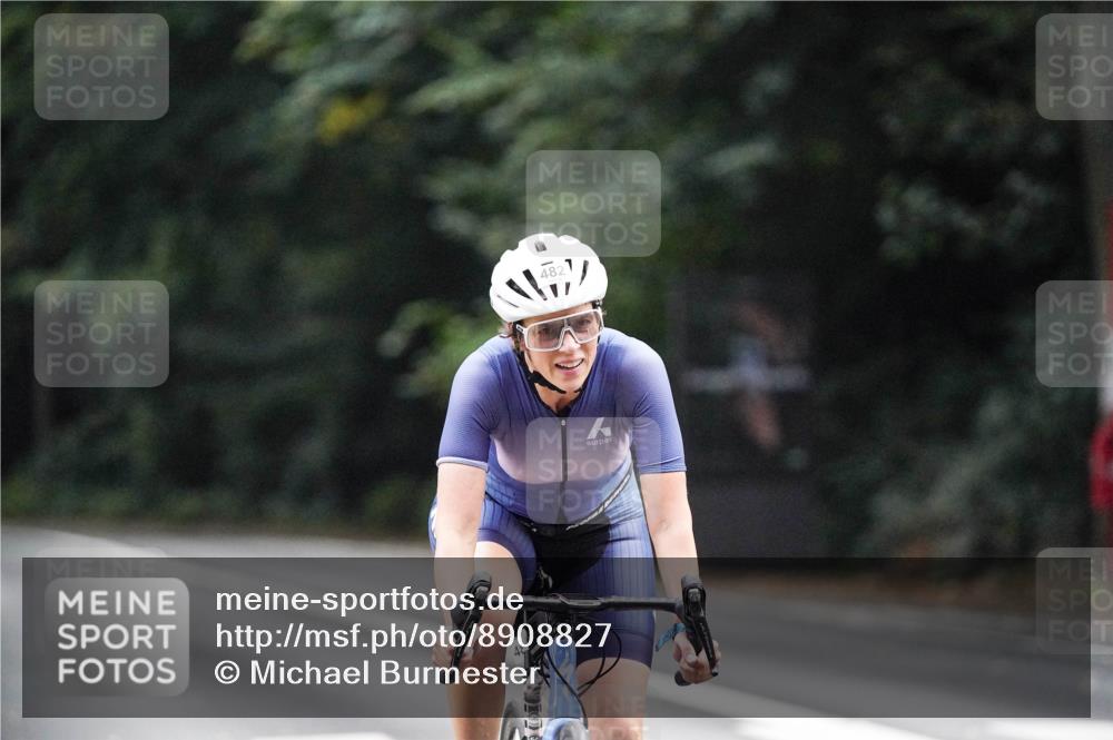 14.09.2025 - Stadtparktriathlon Michael Burmester http://msf.ph/oto/8908827 14.09.2025 09:47:15 Radfahren 450, 464, 482 meine-sportfotos.de