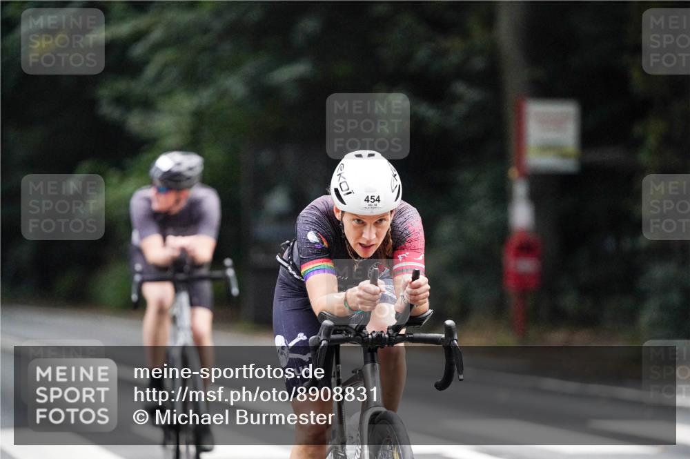 14.09.2025 - Stadtparktriathlon Michael Burmester http://msf.ph/oto/8908831 14.09.2025 09:47:25 Radfahren 443, 447, 454, 486, 495, 575 meine-sportfotos.de