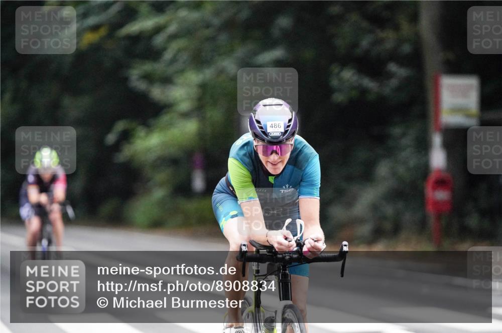 14.09.2025 - Stadtparktriathlon Michael Burmester http://msf.ph/oto/8908834 14.09.2025 09:47:26 Radfahren 443, 447, 454, 475, 481, 486, 495, 575 meine-sportfotos.de