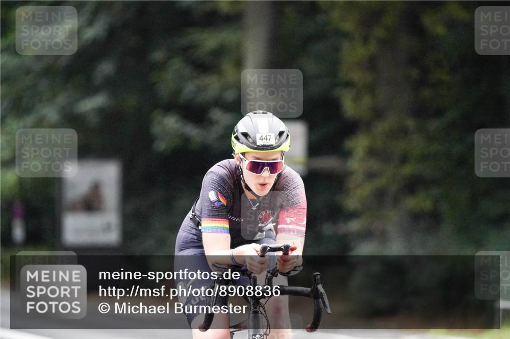 14.09.2025 - Stadtparktriathlon Michael Burmester http://msf.ph/oto/8908836 14.09.2025 09:47:28 Radfahren 443, 447, 454, 475, 481, 486, 495, 575 meine-sportfotos.de