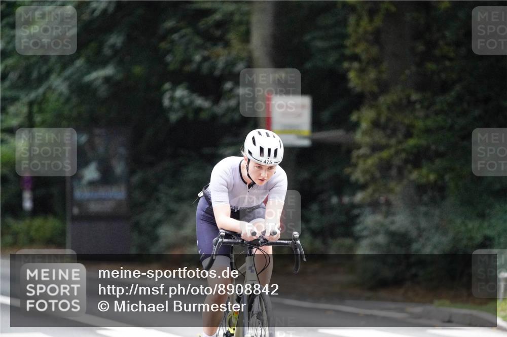 14.09.2025 - Stadtparktriathlon Michael Burmester http://msf.ph/oto/8908842 14.09.2025 09:47:34 Radfahren 443, 447, 475, 481, 495 meine-sportfotos.de