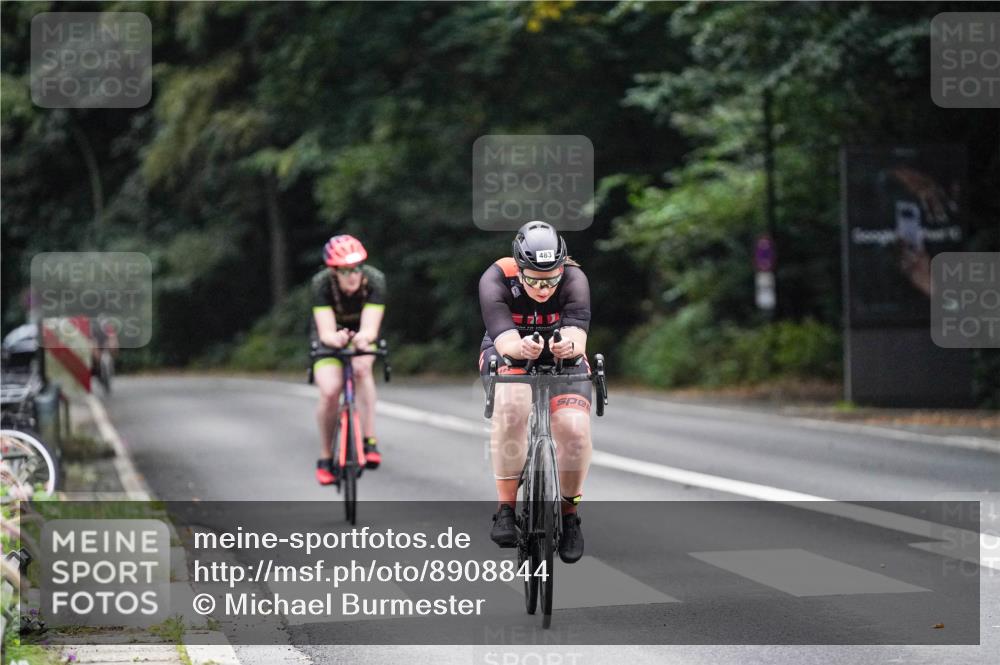 14.09.2025 - Stadtparktriathlon Michael Burmester http://msf.ph/oto/8908844 14.09.2025 09:47:44 Radfahren 483, 488 meine-sportfotos.de