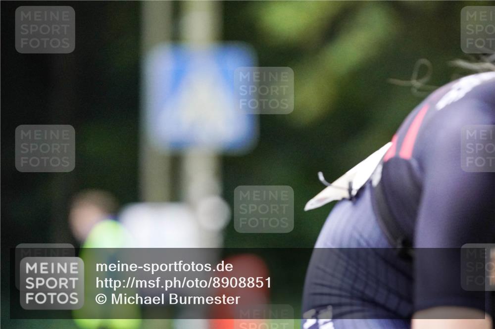 14.09.2025 - Stadtparktriathlon Michael Burmester http://msf.ph/oto/8908851 14.09.2025 09:47:55 Radfahren 469, 503 meine-sportfotos.de