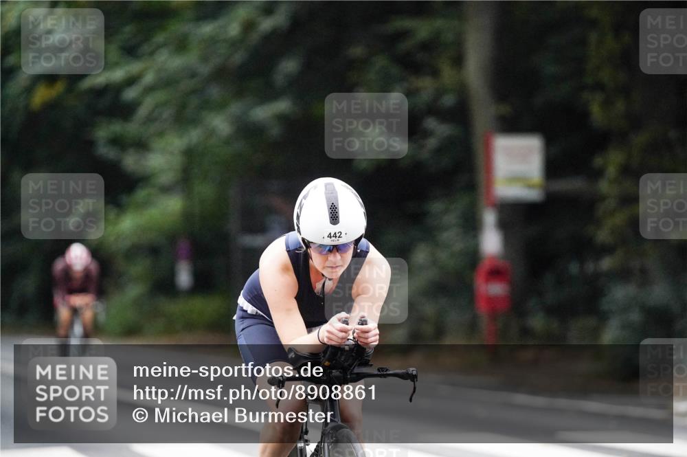 14.09.2025 - Stadtparktriathlon Michael Burmester http://msf.ph/oto/8908861 14.09.2025 09:48:10 Radfahren 442, 455, 548, 564 meine-sportfotos.de