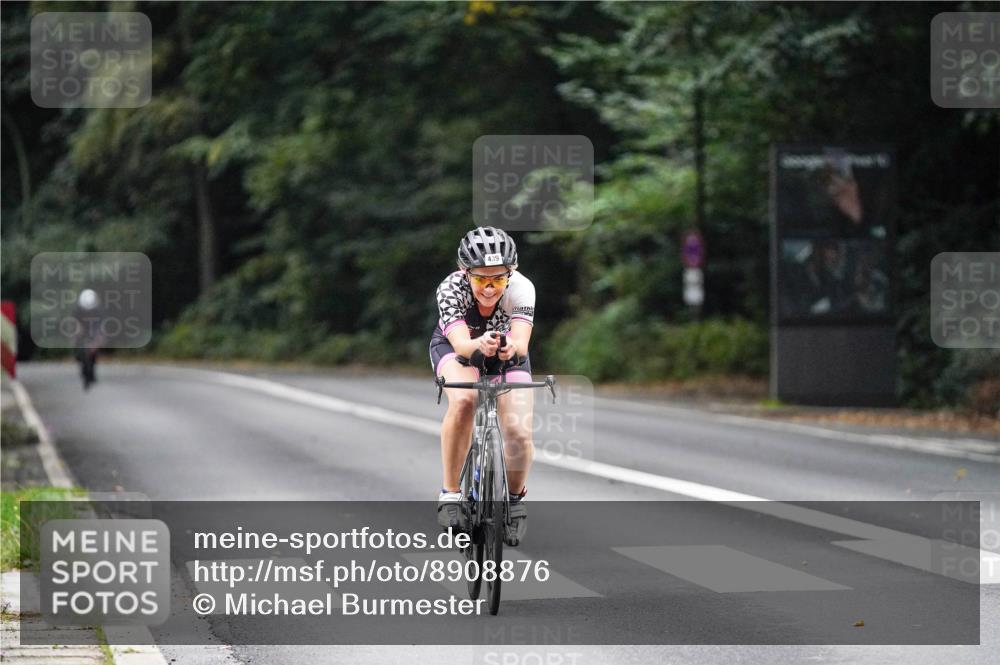 14.09.2025 - Stadtparktriathlon Michael Burmester http://msf.ph/oto/8908876 14.09.2025 09:48:35 Radfahren 439, 472 meine-sportfotos.de
