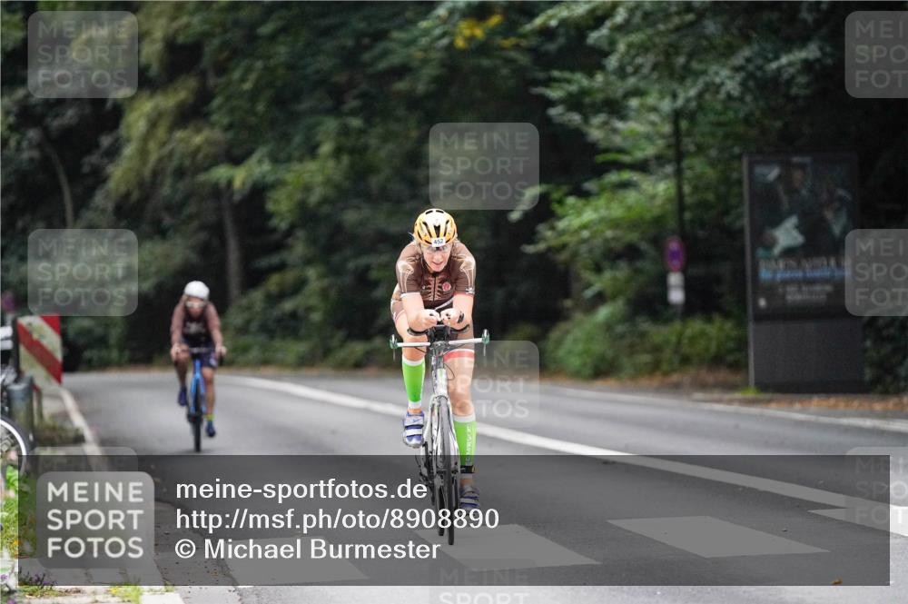 14.09.2025 - Stadtparktriathlon Michael Burmester http://msf.ph/oto/8908890 14.09.2025 09:48:57 Radfahren 446, 452, 554 meine-sportfotos.de