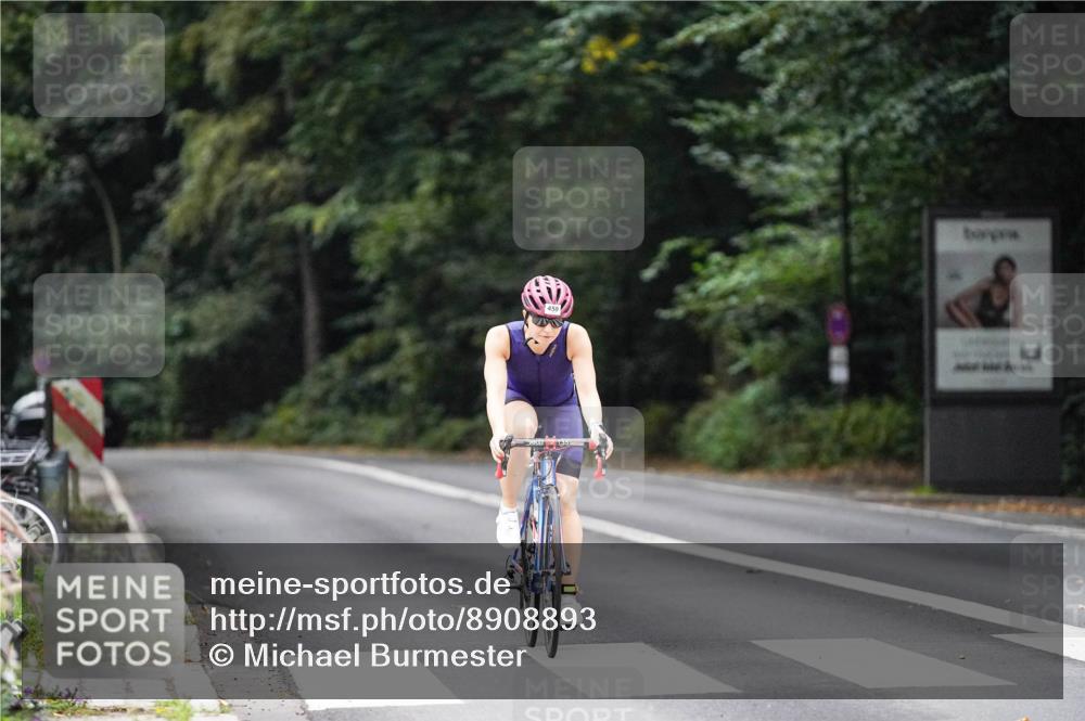 14.09.2025 - Stadtparktriathlon Michael Burmester http://msf.ph/oto/8908893 14.09.2025 09:49:19 Radfahren 459 meine-sportfotos.de
