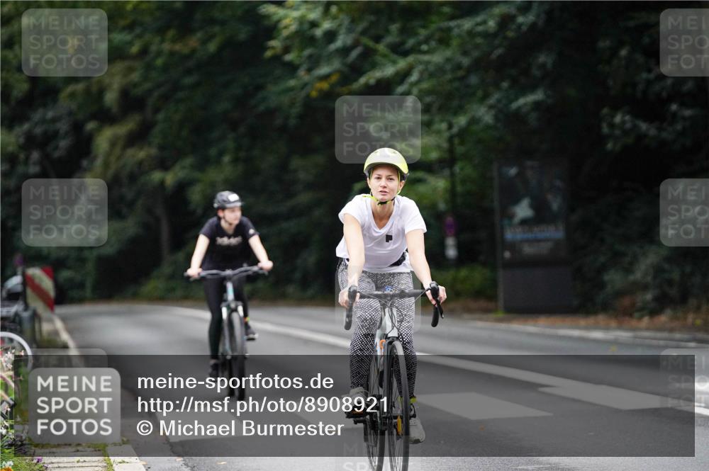 14.09.2025 - Stadtparktriathlon Michael Burmester http://msf.ph/oto/8908921 14.09.2025 09:51:03 Radfahren 504, 528, 563, 580 meine-sportfotos.de