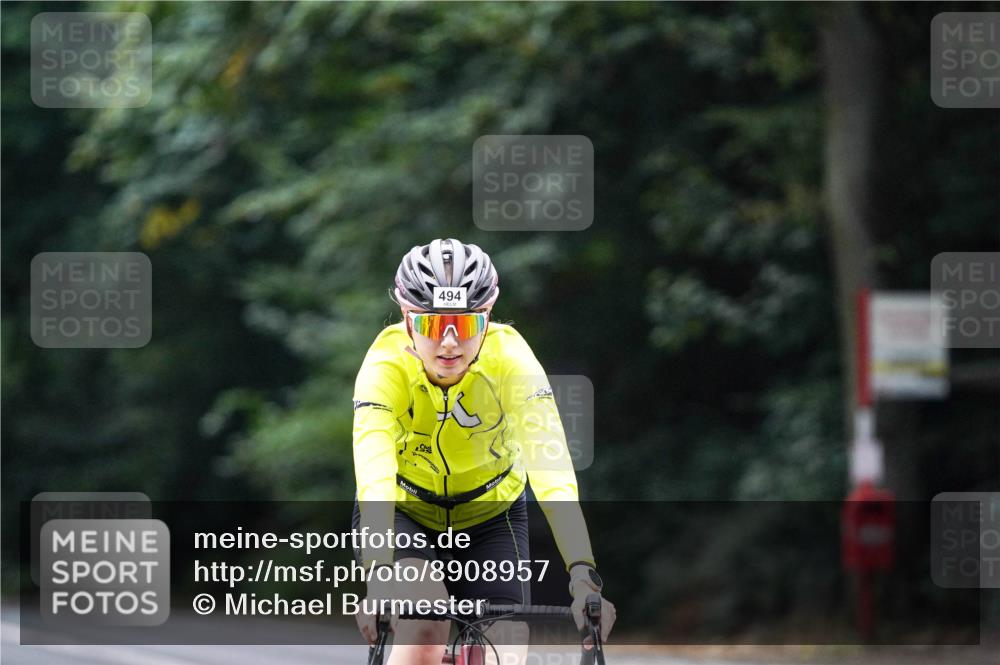 14.09.2025 - Stadtparktriathlon Michael Burmester http://msf.ph/oto/8908957 14.09.2025 09:52:12 Radfahren 456, 494 meine-sportfotos.de