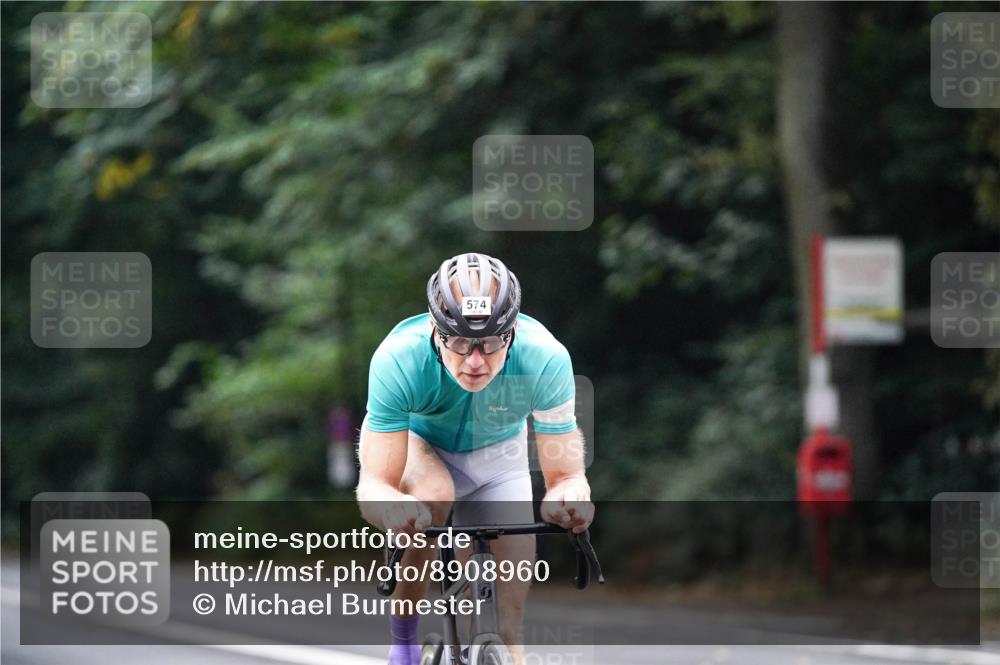 14.09.2025 - Stadtparktriathlon Michael Burmester http://msf.ph/oto/8908960 14.09.2025 09:52:23 Radfahren 448, 549, 574, 608, 617 meine-sportfotos.de