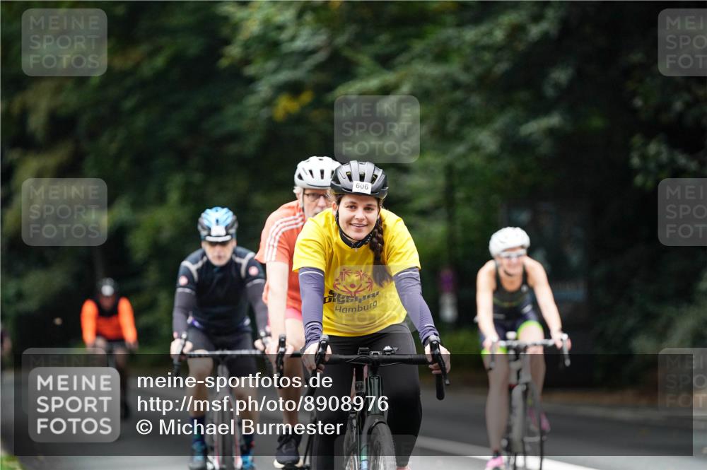 14.09.2025 - Stadtparktriathlon Michael Burmester http://msf.ph/oto/8908976 14.09.2025 09:53:08 Radfahren 485, 577, 606, 609, 616 meine-sportfotos.de
