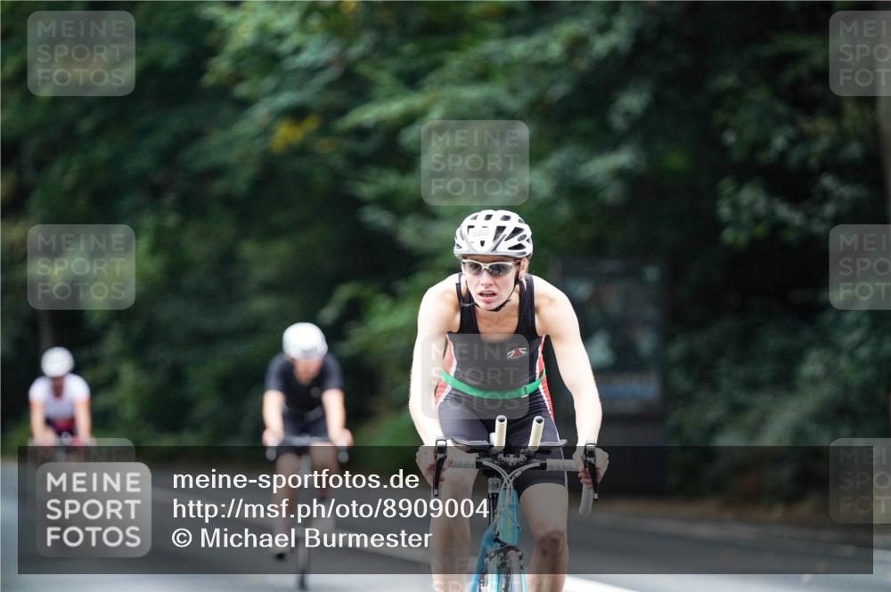 14.09.2025 - Stadtparktriathlon Michael Burmester http://msf.ph/oto/8909004 14.09.2025 09:53:41 Radfahren 500, 523, 524, 529, 585 meine-sportfotos.de