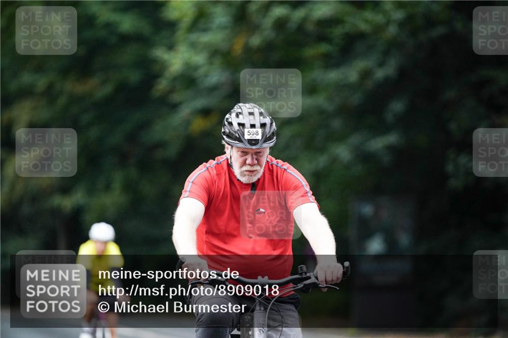 14.09.2025 - Stadtparktriathlon Michael Burmester http://msf.ph/oto/8909018 14.09.2025 09:54:08 Radfahren 511, 598, 607 meine-sportfotos.de