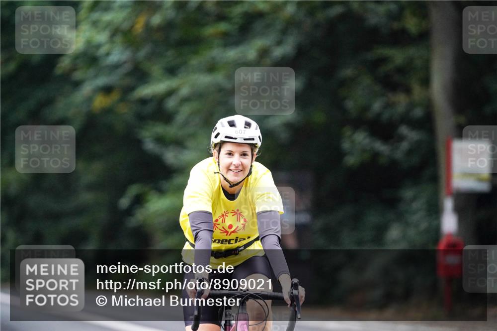 14.09.2025 - Stadtparktriathlon Michael Burmester http://msf.ph/oto/8909021 14.09.2025 09:54:10 Radfahren 511, 598, 607 meine-sportfotos.de