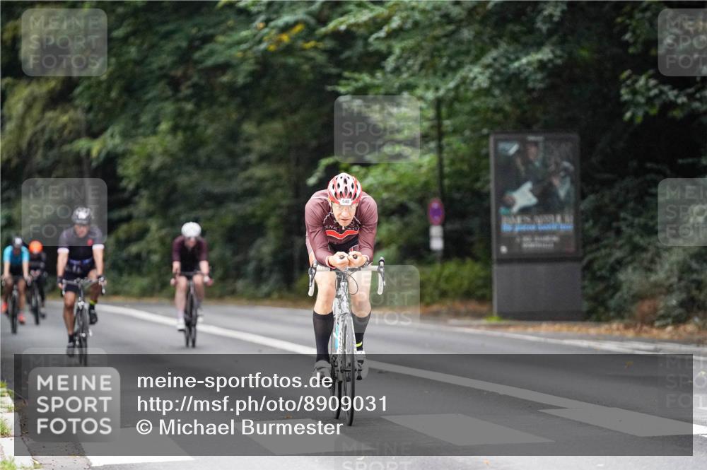 14.09.2025 - Stadtparktriathlon Michael Burmester http://msf.ph/oto/8909031 14.09.2025 09:54:34 Radfahren 514, 525, 548, 551, 565 meine-sportfotos.de