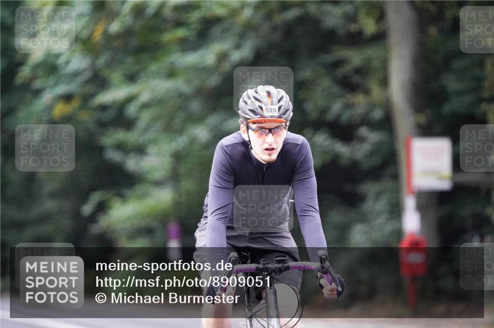 14.09.2025 - Stadtparktriathlon Michael Burmester http://msf.ph/oto/8909051 14.09.2025 09:54:54 Radfahren 567, 595 meine-sportfotos.de
