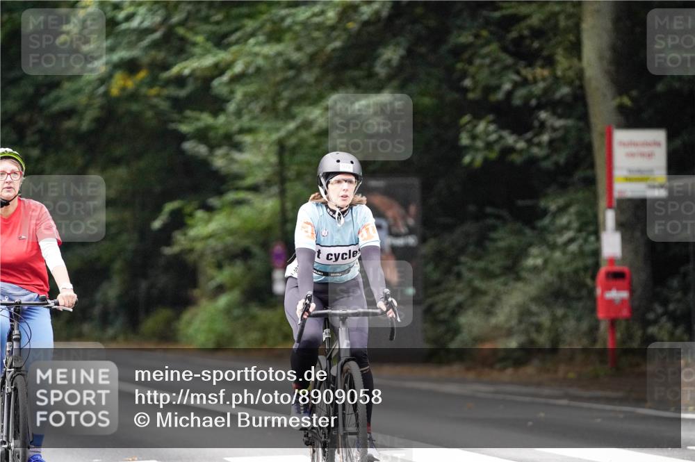 14.09.2025 - Stadtparktriathlon Michael Burmester http://msf.ph/oto/8909058 14.09.2025 09:55:09 Radfahren 509, 530, 554, 555, 571, 573, 578, 592, 602 meine-sportfotos.de