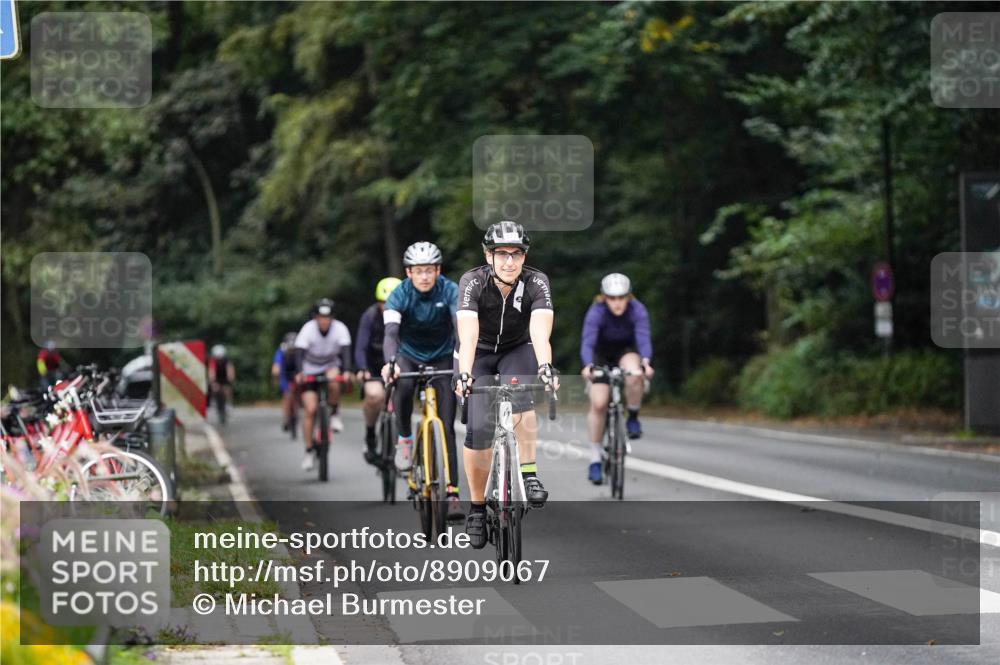 14.09.2025 - Stadtparktriathlon Michael Burmester http://msf.ph/oto/8909067 14.09.2025 09:55:15 Radfahren 509, 532, 534, 536, 554, 571, 573, 578, 592, 602 meine-sportfotos.de