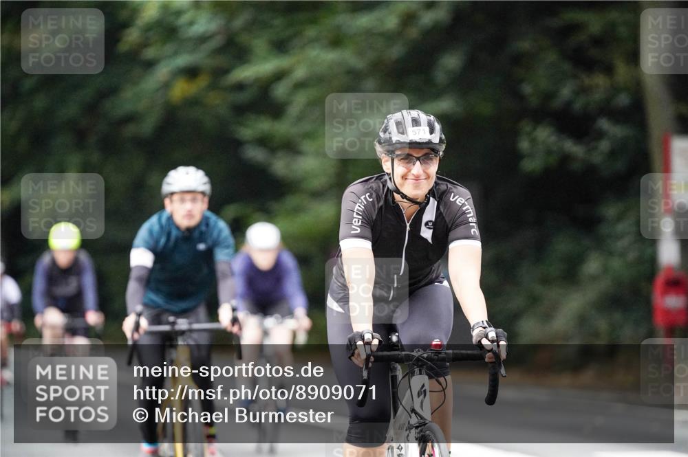 14.09.2025 - Stadtparktriathlon Michael Burmester http://msf.ph/oto/8909071 14.09.2025 09:55:17 Radfahren 458, 509, 532, 534, 536, 571, 573, 578, 592, 602 meine-sportfotos.de