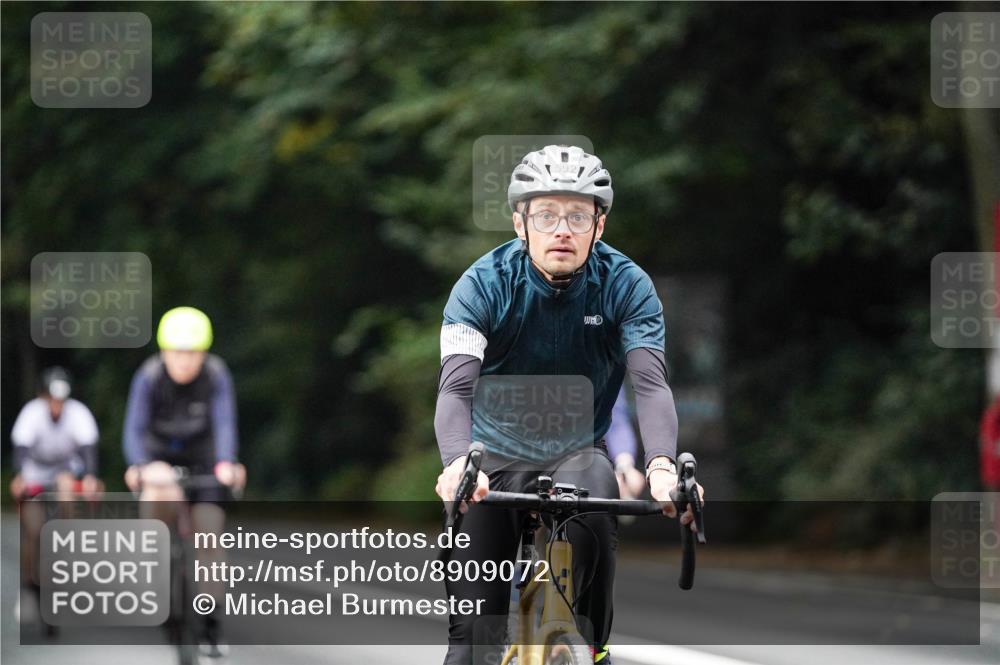 14.09.2025 - Stadtparktriathlon Michael Burmester http://msf.ph/oto/8909072 14.09.2025 09:55:17 Radfahren 458, 509, 532, 534, 536, 571, 573, 578, 592, 602 meine-sportfotos.de