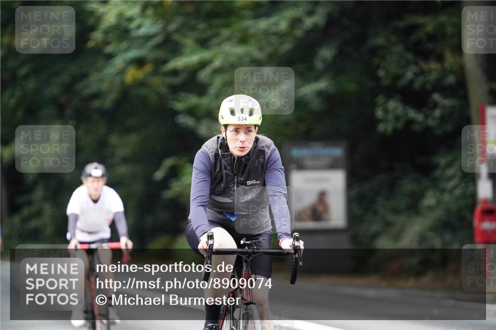 14.09.2025 - Stadtparktriathlon Michael Burmester http://msf.ph/oto/8909074 14.09.2025 09:55:19 Radfahren 458, 509, 532, 534, 536, 571, 573, 592 meine-sportfotos.de