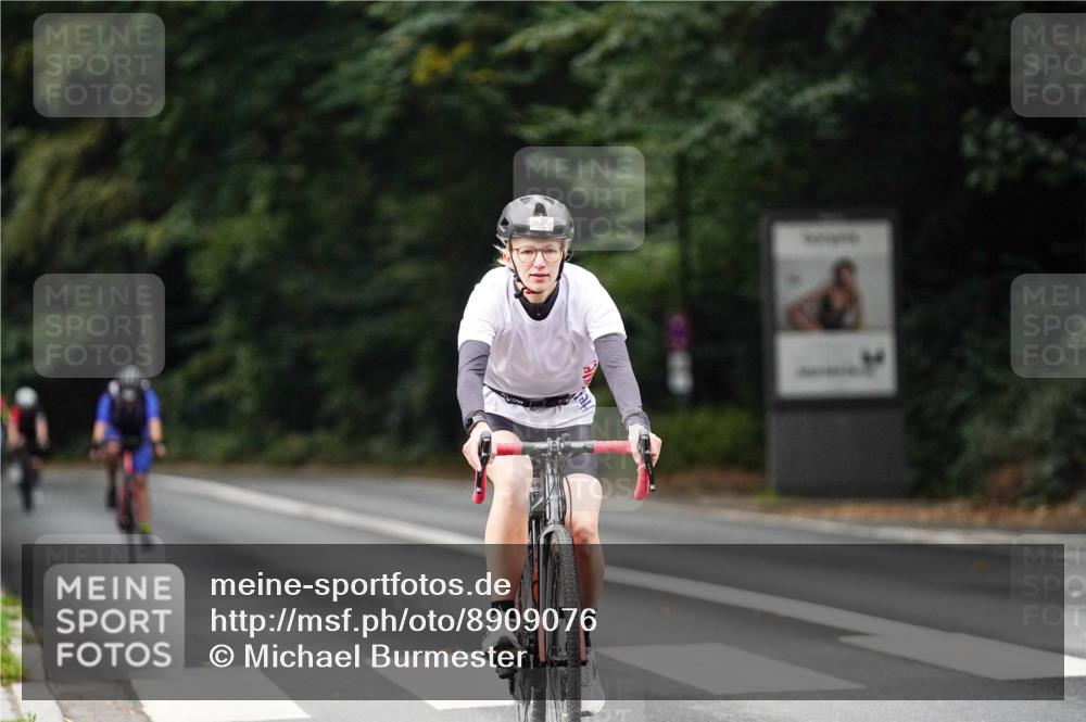 14.09.2025 - Stadtparktriathlon Michael Burmester http://msf.ph/oto/8909076 14.09.2025 09:55:20 Radfahren 458, 509, 532, 534, 536, 571, 573, 592 meine-sportfotos.de