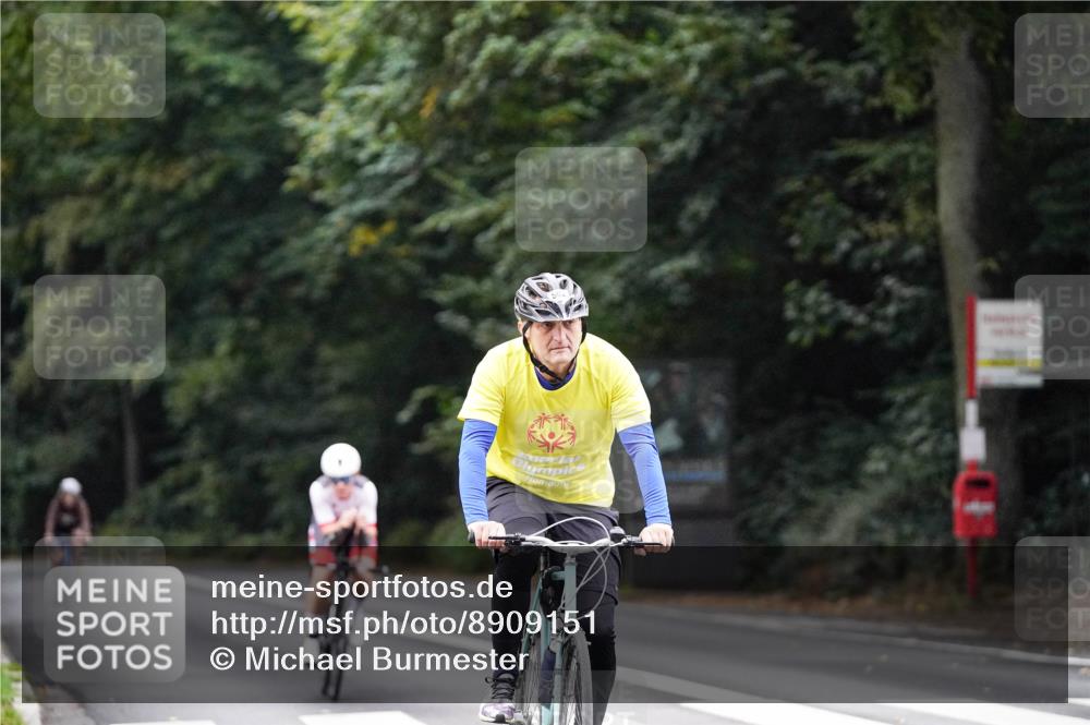 14.09.2025 - Stadtparktriathlon Michael Burmester http://msf.ph/oto/8909151 14.09.2025 09:57:20 Radfahren 446, 562, 588, 594, 597, 605 meine-sportfotos.de