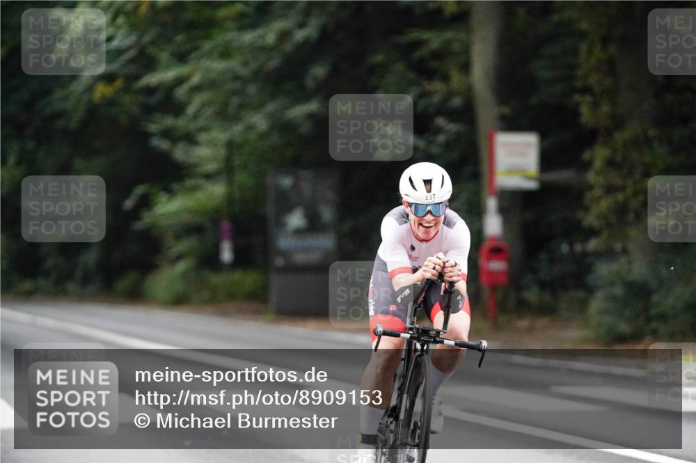 14.09.2025 - Stadtparktriathlon Michael Burmester http://msf.ph/oto/8909153 14.09.2025 09:57:21 Radfahren 446, 562, 588, 594, 597, 605 meine-sportfotos.de