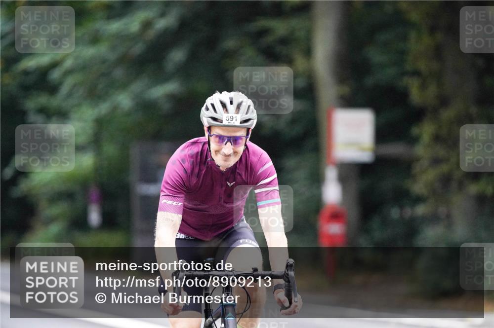 14.09.2025 - Stadtparktriathlon Michael Burmester http://msf.ph/oto/8909213 14.09.2025 10:00:44 Radfahren 512, 591 meine-sportfotos.de